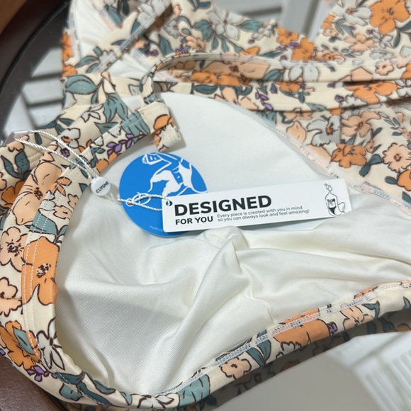 NWT Cupshe Plus Size Floral Bikini Set 2x - Picture 9 of 10